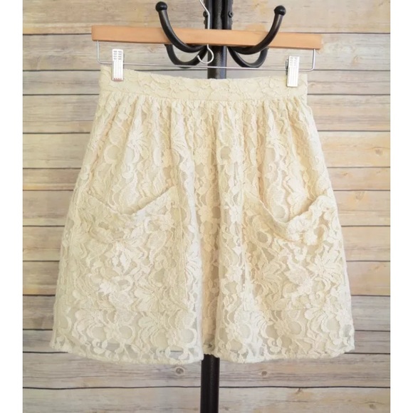 Kimchi Blue Dresses & Skirts - Kimchi blue lace pockets skirt 12